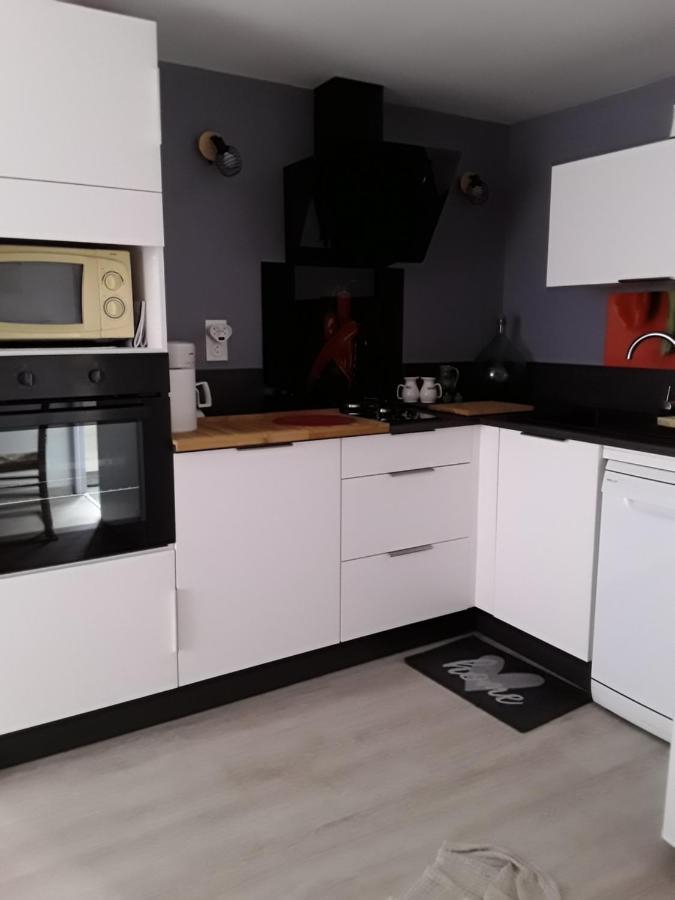 Le Jaya Hébergement de vacances Saint-Georges-de-Luzençon
