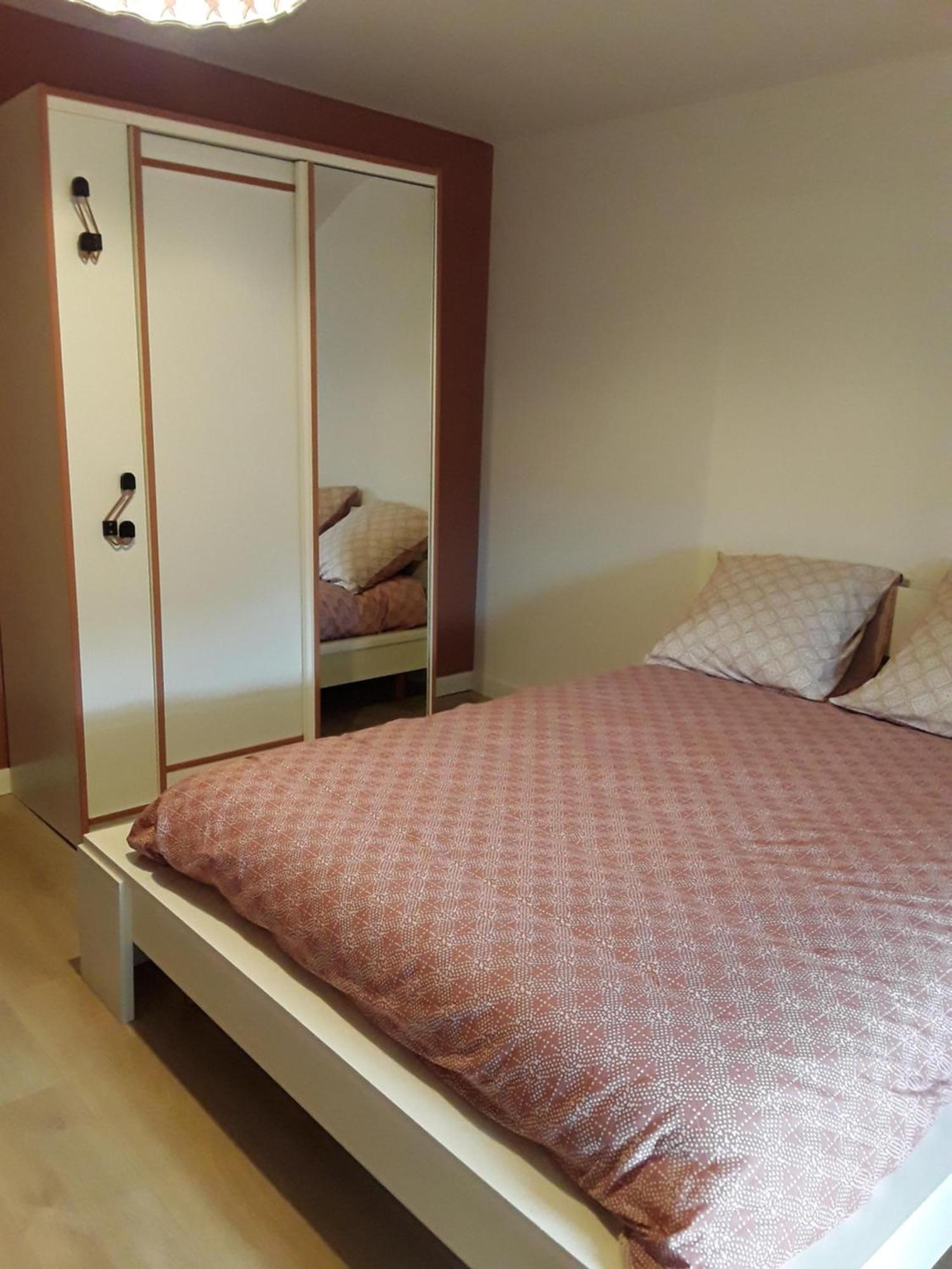 Le Jaya Hébergement de vacances Saint-Georges-de-Luzençon